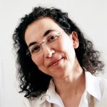Lucía es una maestra